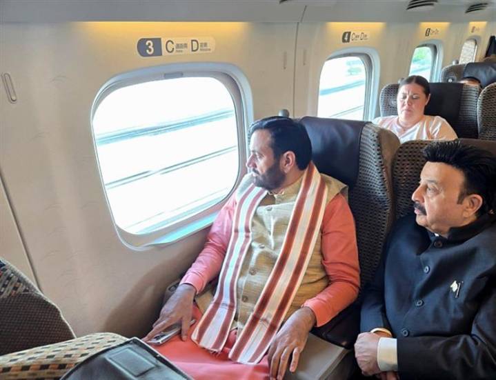Haryana delegation led by CM Saini travels by Shinkansen Bullet Train to Osaka