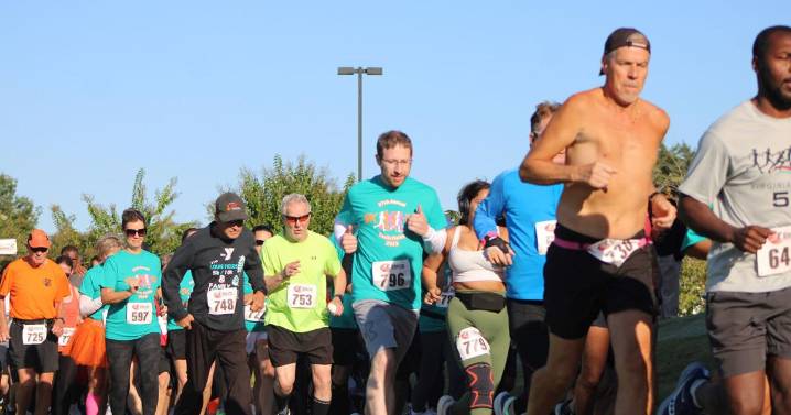 How running — or walking — ends with meal of pancakes in Danville's longest