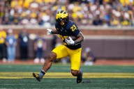 Michigan takes advantage of Washington turnovers, pulls away to win 24