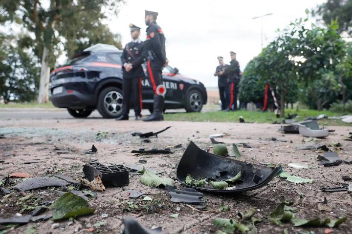 Explota una bomba frente a la casa de un periodista de investigación de la RAI en Roma