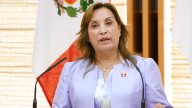 Fiscalía de Perú pide prohibir salida del país a Dina Boluarte tras su destitución