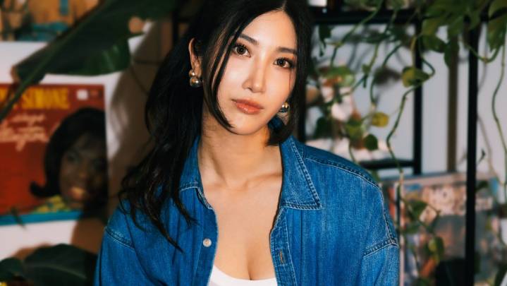 'KPop Demon Hunters' Singer EJAE on New Song 'In Another World'