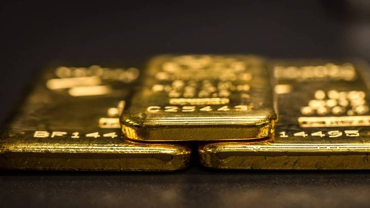 Gold steady after three-day drop as trade hopes sap haven demand