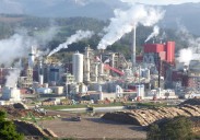 Ence plantea el despido de 90 trabajadores de la fábrica de Navia