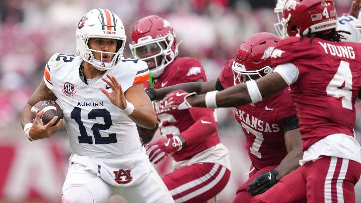 Ashton Daniels helps lead Auburn to victory in his first action with the Tigers