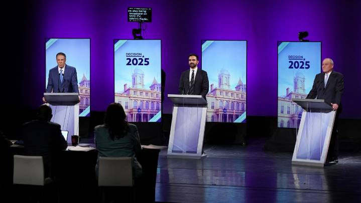 Mamdani holds 10-point lead over Cuomo, poll finds