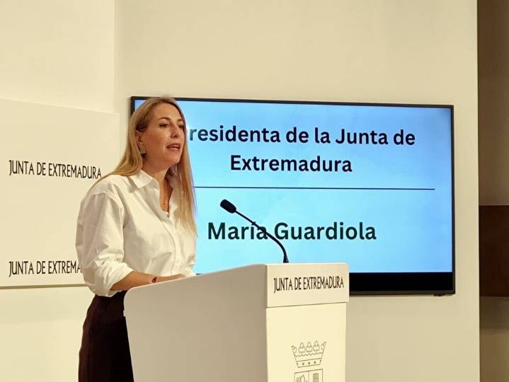 Guardiola adelanta las elecciones autonómicas en Extremadura