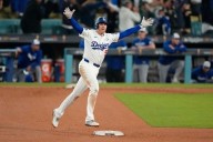 Dodgers produce 18-inning World Series sequel, `The Late, Late Sho'