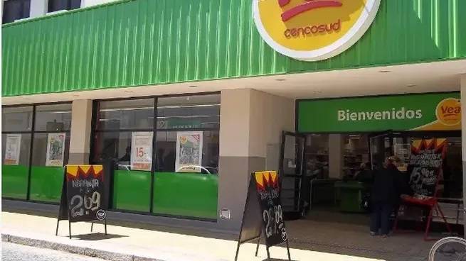 Cencosud cerró sucursales de supermercados Vea y dejó a más de 100 empleados sin tareas en distintas provincias