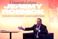 Chicago Blackhawks: Jeremy Roenick on centennial season
