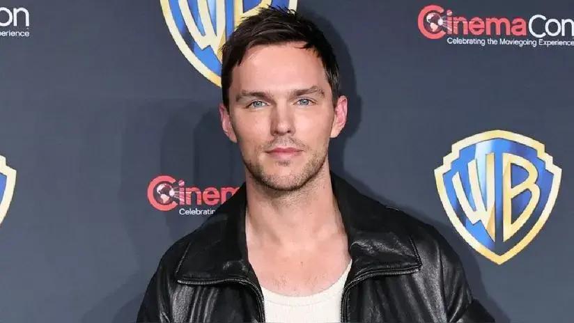 Nicholas Hoult confirma su llegada al Perú Comic Con 2025 y emociona a sus fans con un mensaje especial