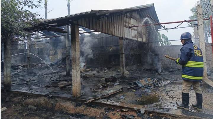 Six dead, two injured in fire accident at crackers manufacturing unit in AP
