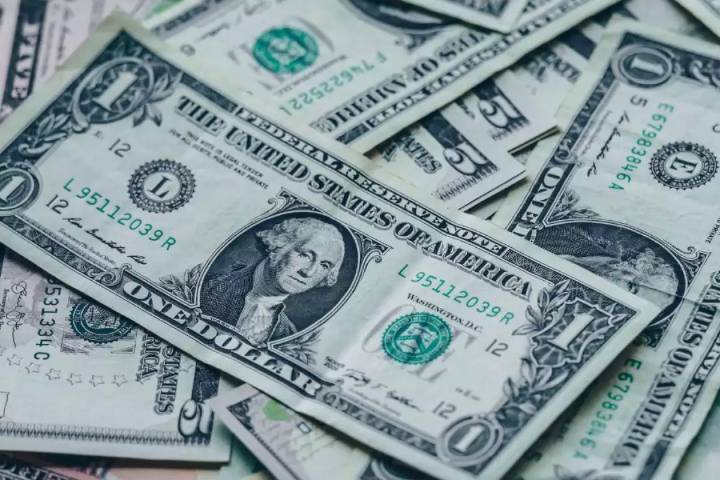 Precio del dólar hoy miércoles 1 de octubre de 2025: ¿cuántos pesos cuesta en México y Latinoamérica?