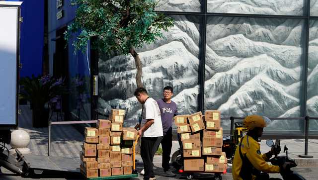 China's exports to US drop in September, while rise in global shipments hits a 6