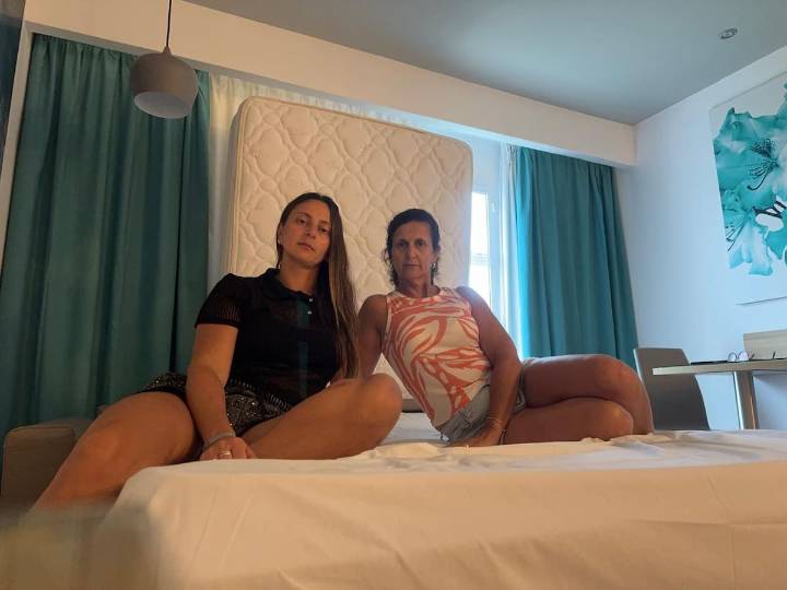 “Por si estallan”. Colchones en las ventanas, encierro e incertidumbre: así viven los argentinos el paso del huracán Melissa en Jamaica