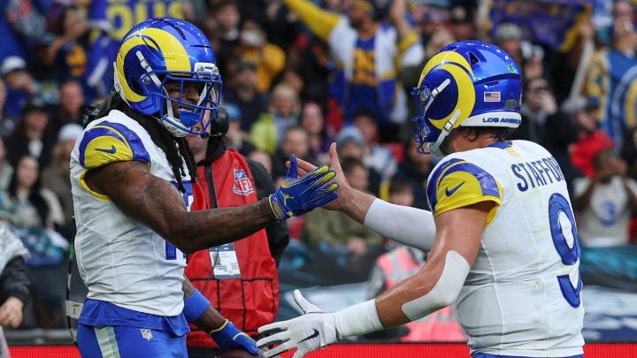 Matthew Stafford throws five TDs as Rams rout Jaguars at rainy Wembley