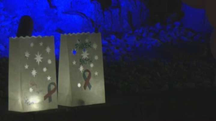 Wave of lights ceremony honors Pregnancy & Infant Loss Day