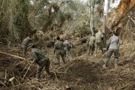 Investigan si un cadáver hallado en Manises sepultado bajo el barro es el de uno de los tres desaparecidos de la dana