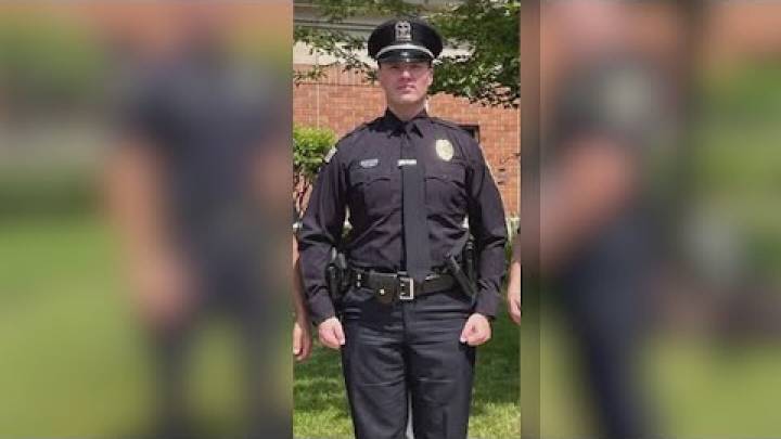 ICE arrests Ill. officer accused of living in the U.S. illegally for 10 years