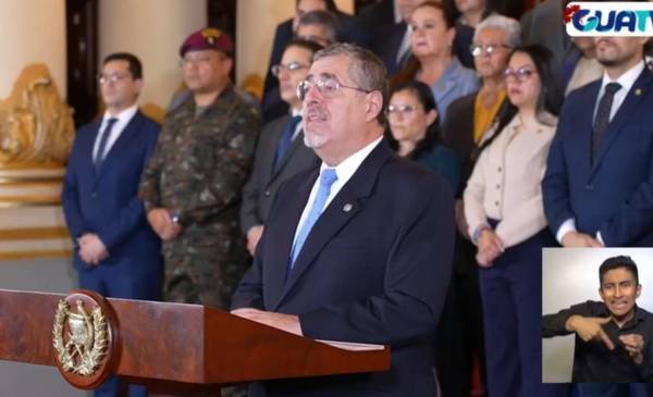 El presidente de Guatemala denunció un intento de golpe de Estado