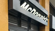 Indagan muerte de trabajadora de local de comida rápida en barrio República