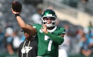 Why is Justin Fields not playing today for Jets vs Panthers in the second half?