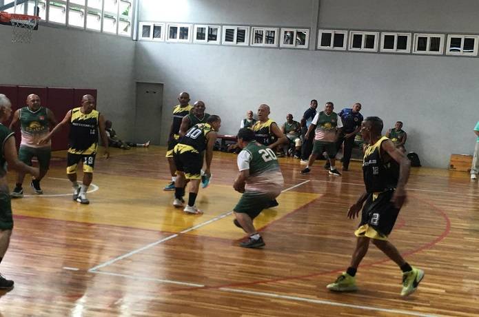 Cae invicto del equipo Leyendas de Ocumare en baloncesto