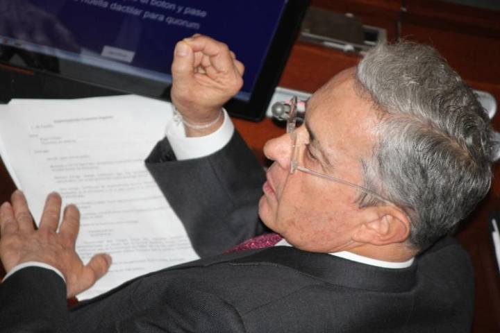 ¿Qué es la segunda instancia y por qué se decidirá nuevamente el futuro judicial de Álvaro Uribe?