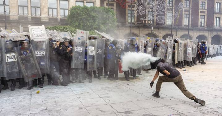 Siguen hospitalizados 16 policías por agresiones en Marcha del 2 de octubre, informa SSC