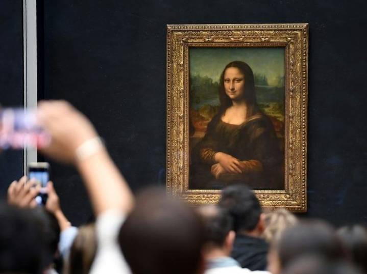 Louvre jewel theft: A look at other museum heists