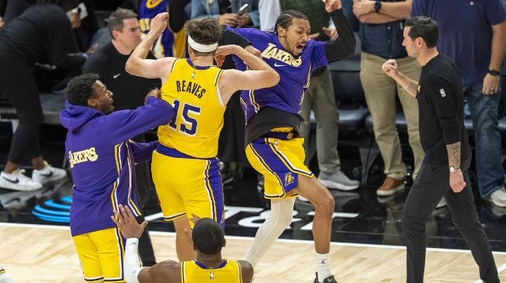 Lakers’ Austin Reaves sinks Timberwolves’ comeback bid with crazy buzzer