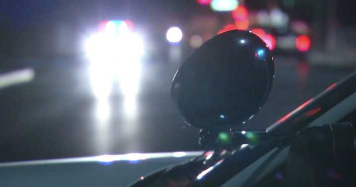 Police: Man in custody after SWAT standoff in east Las Vegas