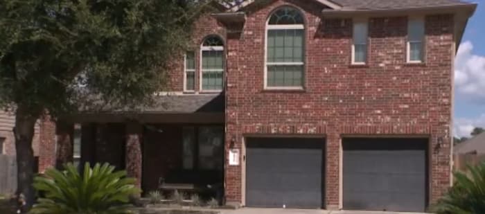 Search warrant details alleged fraudulent documents found inside home of Porter mother accused of shooting her children