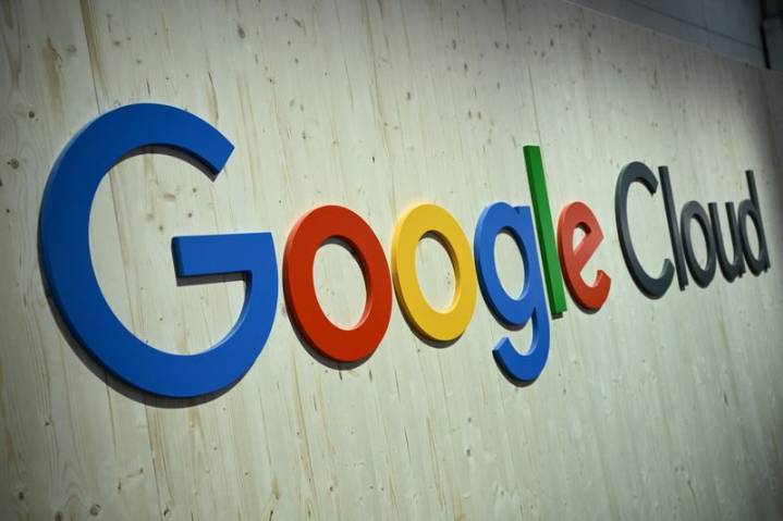 Adtalem, Google Cloud to launch AI credential program for healthcare professionals