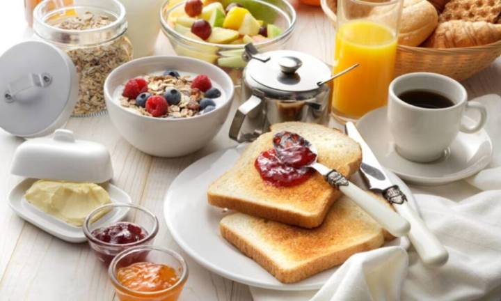 Café o té: revelan cuál es la infusión ideal para ingerir en el desayuno