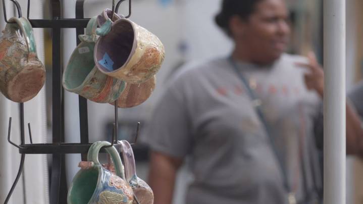 'It's a tradition' | Artists and visitors flock to 69th St. James Court Art Show
