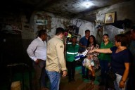 Gallardo recorre Tamazunchale y entrega apoyos tras inundaciones