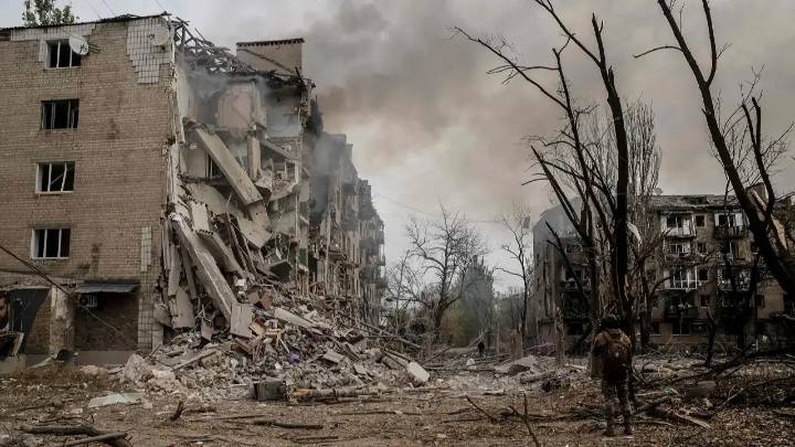 Russia launches massive missile and drone attack on Ukraine, killing two