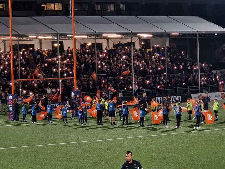 Scott steers Edinburgh to big win amid concern over Van Der Merwe injury