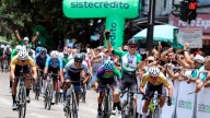 Felipe Bravo, primer líder de Vuelta del Porvenir-2025; Diana Peñuela domina el Tour Femenino