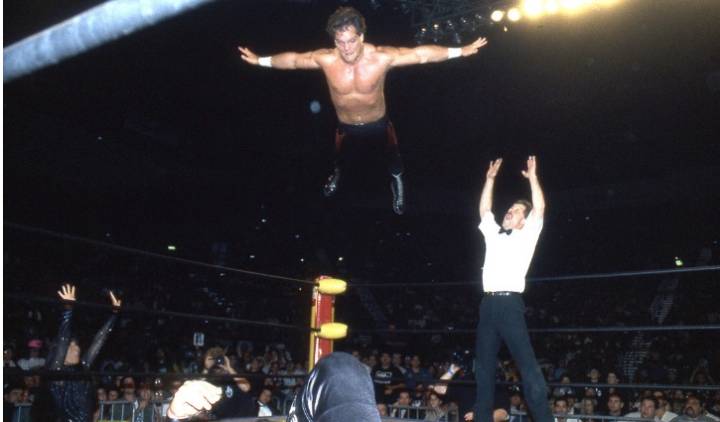 Mató a su familia y se suicidó: El brutal crimen de una megaestrella de la WWE que dejó en "shock" a la lucha libre