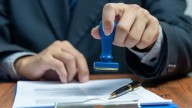 EU advierte que visas son un privilegio y las puede cancelar a discreción