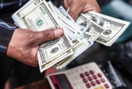 ¿Dólar en caída libre?: retoma baja y se cotiza en S/ 3.446 a media mañana