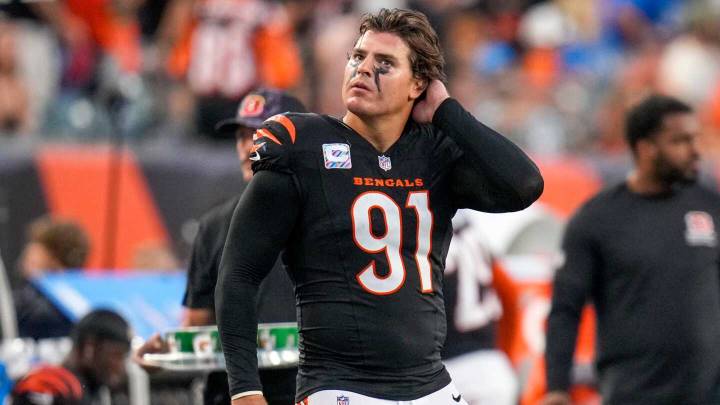 Trey Hendrickson day-to-day, Mike Gesicki will be out "a while" for Bengals