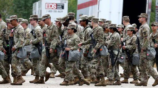 Bloqueó juez despliegue de la Guardia Nacional en Illinois