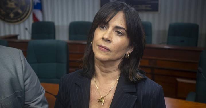 Carmen Vega Fournier juramenta como contralora