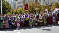 Busca la foto de tu grupo en la Ofrenda de Flores 2025 por la tarde (II)