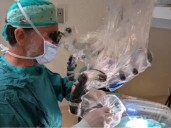 Histórico avance médico: dos niños sordos pueden escuchar gracias a un oído biónico