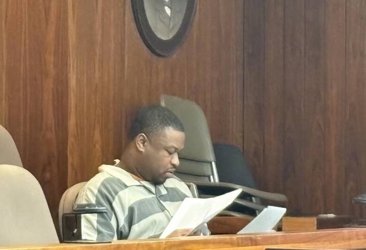 Saginaw man accused of fatally shooting man 13 times in Family Dollar rejects plea deal
