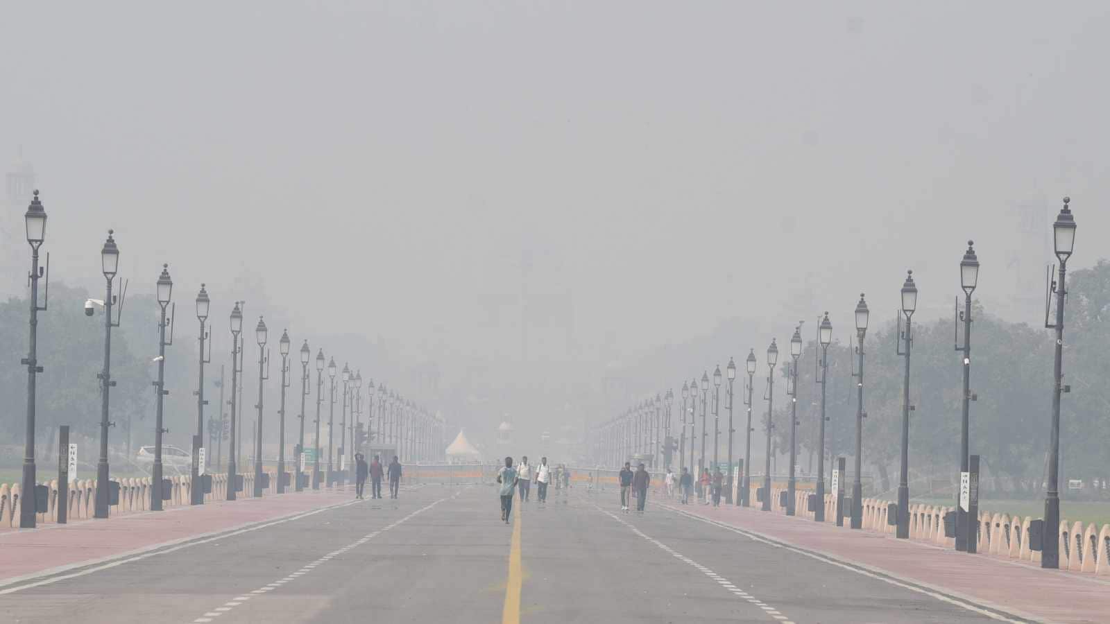 At 315 AQI, Delhi continues to breathe in ‘very poor’ quality of air